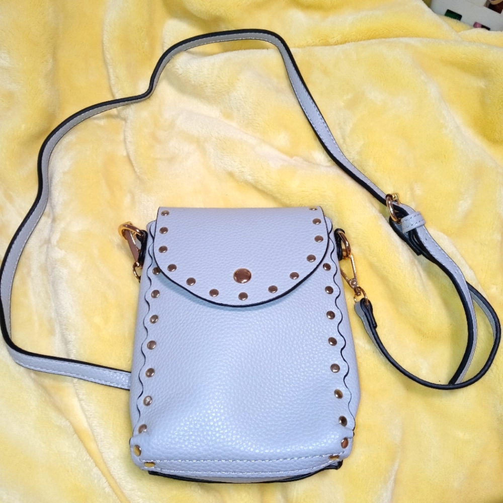 Crossbody cell phone purse
